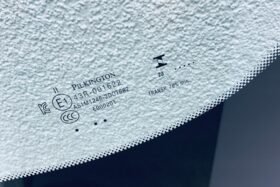 Предно стъкло BMW 4 G26 2021 - АКУСТИКА + КАМЕРА + СЕНЗОР + HUD-3 на ниска цена