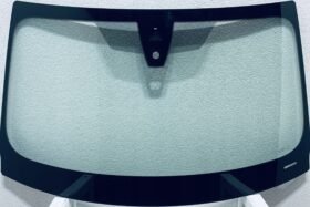 Предно стъкло BMW 4 G26 2021 - АКУСТИКА + КАМЕРА СЕНЗОР на ниска цена