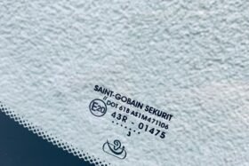 Предно стъкло BMW 5 G30 G31 8.2020-AKU+Камера+Сензор+HUD-3 на ниска цена