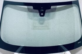 Предно стъкло BMW 5 G30 G31 8.2020-AKU+Камера+Сензор+HUD на ниска цена