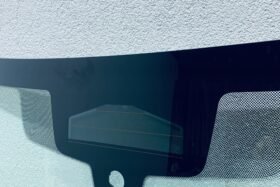 Предно стъкло BMW 5 G30/G31 2020- АКУСТИКА+КАМЕРА+СЕНЗОР+HUD ОРИГИНАЛ-2 на ниска цена