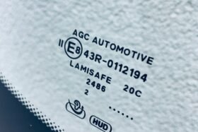 Предно стъкло BMW 6 G32 2020- AKU+KAM+SEN+HUD-3 на ниска цена