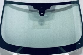 Предно стъкло BMW 6 G32 2020 - АКУСТИКА + КАМЕРА + СЕНЗОР + HUD + CARLEX на ниска цена