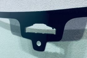 Предно стъкло BMW 6 G32 2020 - АКУСТИКА + КАМЕРА + СЕНЗОР + HUD НАМАЛЕНИЕ-2 на ниска цена