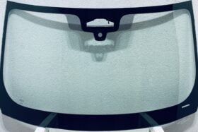 Предно стъкло BMW 6 G32 2020 - АКУСТИКА + КАМЕРА + СЕНЗОР + HUD НАМАЛЕНИЕ на ниска цена