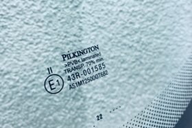 Предно стъкло BMW 7 E38 1994-2002 СЕНЗОР+ОТОПЛЕНИЕ-3 на ниска цена