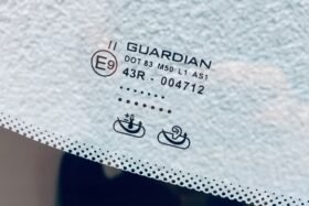 Предно стъкло BMW 7 F01 F02 2008-2012 СОЛАРИЧНО+СЕНЗОР-3 на ниска цена