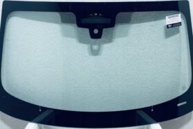 Предно стъкло BMW 8 G15 2D 2018- АКУСТИКА+КАМЕРА+СЕНЗОР+HUD на ниска цена