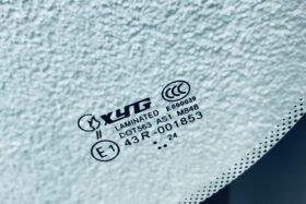 ПРЕДНО СТЪКЛО BMW F25 X3 2012-2017 СЕНЗОР 27 MM-3 на ниска цена