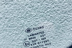 Предно стъкло BMW X3 G01 2021 - АКУСТИКА + КАМЕРА + СЕНЗОР + HUD - НАМАЛЕНИЕ-3 на ниска цена