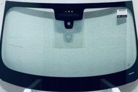 Предно стъкло BMW X3 G01 2021 - АКУСТИКА + КАМЕРА + СЕНЗОР + HUD - НАМАЛЕНИЕ на ниска цена