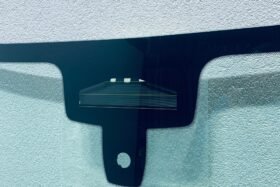 Предно стъкло BMW X4 G02 2021 - АКУСТИКА + КАМЕРА СЕНЗОР + HUD + ОРИГИНАЛ-2 на ниска цена