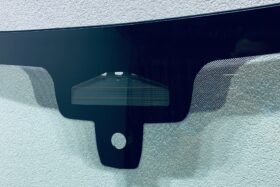 Предно стъкло BMW X5 G05 X7 G07 2018- АКУСТИКА+КАМЕРА+СЕНЗОР+HUD-2 на ниска цена