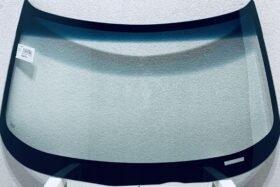 Предно стъкло CHEVROLET CORVETTE C4 1984-1996 на ниска цена