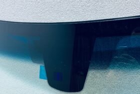 Предно стъкло CHRYSLER 300 DODGE CHARGER 2011- SEN-2 на ниска цена