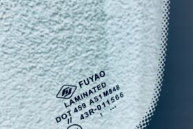 Предно стъкло CHRYSLER CROSSFIRE 2D 2003--3 на ниска цена