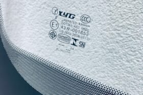 Предно стъкло CHRYSLER PACIFICA 2017- АКУСТИКА+КАМЕРА СЕНЗОР+СЕН. ВИЛ.-3 на ниска цена