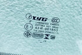 ПРЕДНО СТЪКЛО CHRYSLER PACIFICA 2017- СЕНЗОР-3 на ниска цена