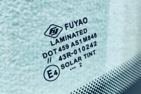 Предно стъкло CITROEN C3 AIRCROSS CROSSLAND X 2017--3 на ниска цена