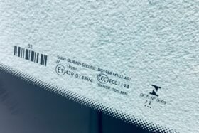 Предно стъкло CITROEN C4 2020- C4X 2023- АКУСТИКА+КАМЕРА+СЕНЗОР-3 на ниска цена