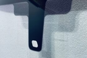 Предно стъкло CITROEN C4 I 2004-2010 СОЛАРНО + СЕНЗОР-2 на ниска цена