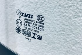 Предно стъкло CITROEN DS5 2011- АКУСТИКА + СЕНЗОР ЗА ДЪЖД/ЗАЗОР.-3 на ниска цена