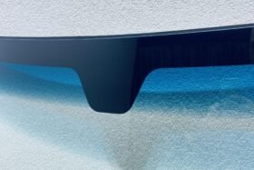 ПРЕДНО СТЪКЛО DODGE CHALLENGER 2008-2014-2 на ниска цена