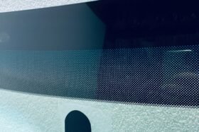 Предно стъкло DODGE NITRO 2007-2010-2 на ниска цена