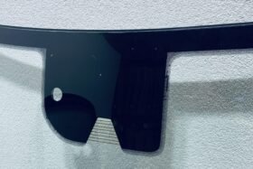 ПРЕДНО СТЪКЛО DODGE RAM 2019 - АКУСТИЧНО + КАМЕРА + СЕНЗОР-2 на ниска цена