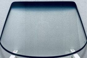 Предно стъкло FERRARI 308/328 2D COUPE GTB/GTS 1987- на ниска цена