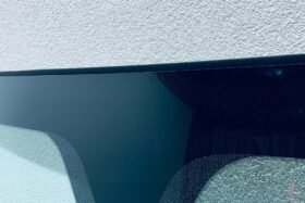 Предно стъкло FIAT 500 II CABRIO 2009--2 на ниска цена