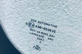 Ново предно стъкло FIAT 500C CABRIO 2009--3 на ниска цена