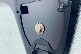 Предно стъкло FIAT 500X 5D 2015- АКУ+КАМ-4 на ниска цена