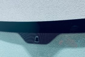 Предно стъкло FIAT DOBLO 2016-2018-2 на ниска цена