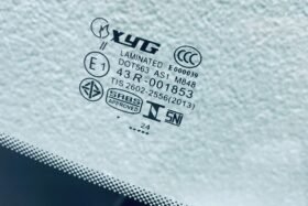 ПРЕДНО СТЪКЛО FIAT TIPO SD/HB/KB 2016--3 на ниска цена