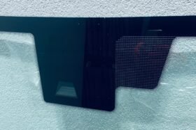 Предно стъкло FORD BRONCO 2021- КАМЕРА-2 на ниска цена