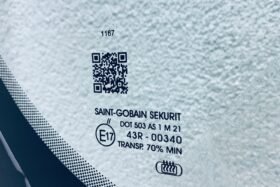 Предно стъкло FORD CONNECT 2014- СЕНЗОР+Камера+ОГРЯВАНЕ-3 на ниска цена