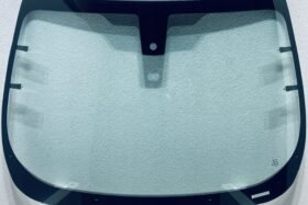 Предно стъкло FORD ECOSPORT II 2018 - АКУСТИКА + СЕНЗОР + ОГРЕВАНЕ на ниска цена