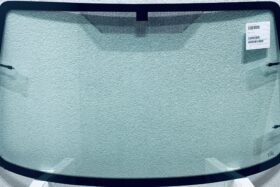 Предно стъкло FORD FIESTA MK4 1995-02 MAZDA 121 С ОТОПЛЕНИЕ на ниска цена