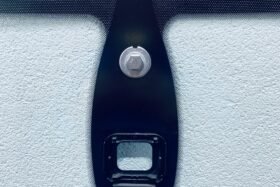 Предно стъкло FORD FIESTA MK7 2008-2012 СЕНЗОР + ОТОПЛЕНИЕ-4 на ниска цена