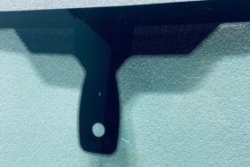 Предно стъкло FORD FIESTA MK7 2012-2017 АКУСТИКА+СЕНЗОР+ОТОПЛЕНИЕ & ПРОМОЦИЯ-2 на ниска цена