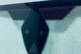 Предно стъкло FORD FIESTA MK8 2017- PUMA 2019- КАМЕРА+СЕНЗОР+ОГРЯВАНЕ-2 на ниска цена