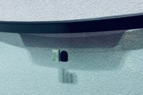 ПРЕДНО СТЪКЛО FORD FOCUS 1998-2004-2 на ниска цена