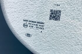 Предно стъкло FORD FOCUS 2012- АКУСТИКА+СЕНЗОР+ОТОПЛЕНИЕ-3 на ниска цена