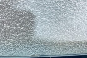 Предно стъкло FORD FOCUS 2012- АКУСТИКА+СЕНЗОР+ОТОПЛЕНИЕ-4 на ниска цена