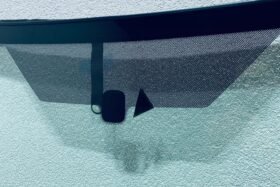 Предно стъкло FORD FOCUS C-MAX 2003-2010 с подгряване-2 на ниска цена