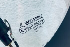 Предно стъкло FORD FOCUS I 1998-2001 С подгряване-3 на ниска цена