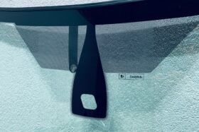 Предно стъкло FORD FOCUS MK2 II 2004-2011 АКУСТИКА+ОТОПЛЕНИЕ+СЕНЗОР-2 на ниска цена