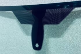 Предно стъкло FORD FOCUS MK3 2012- СЕНЗОР+ОТОПЛЕНИЕ-2 на ниска цена