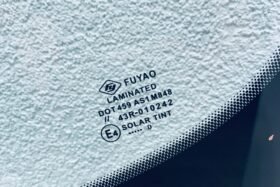 Предно стъкло FORD FOCUS MK3 2012- СЕНЗОР+ОТОПЛЕНИЕ-3 на ниска цена